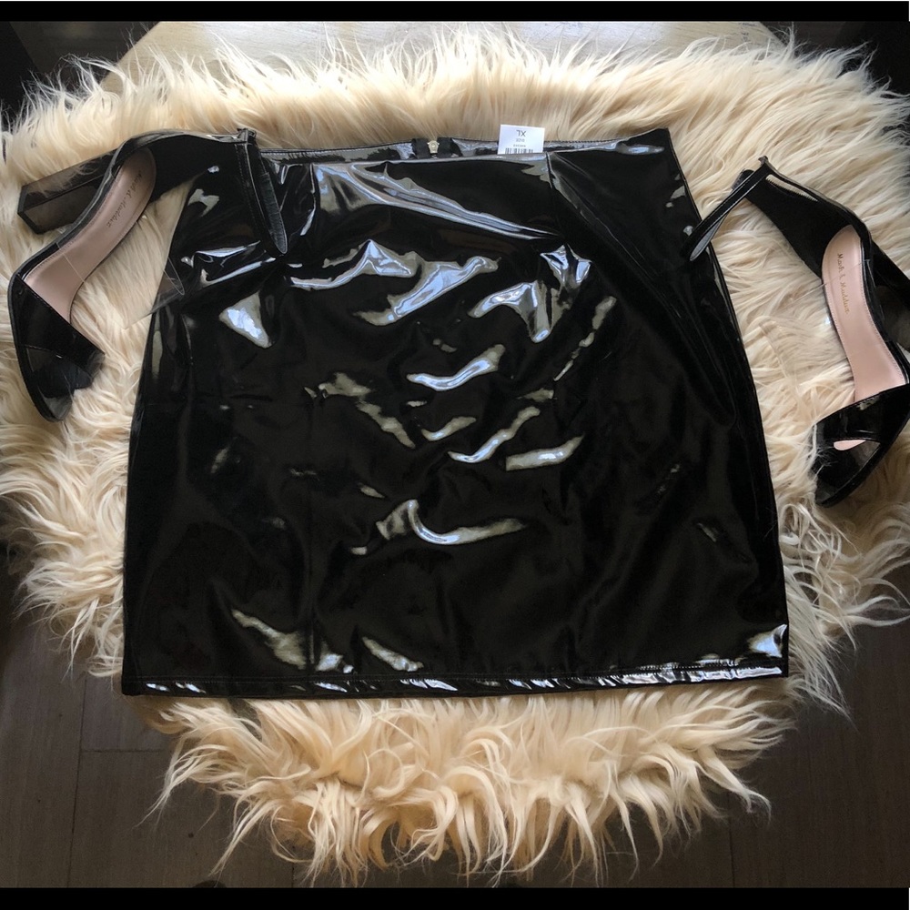 Black pvc latex mini skirt